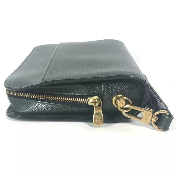 LOUIS VUITTON M30184 Taiga Baikal Bag Clutch Bag Pouch Green/GoldHardware - Picture 3 of 16